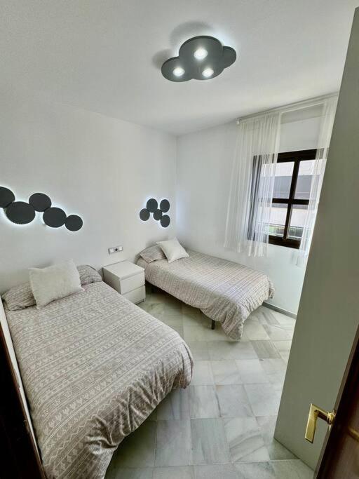 Piso Centrico Y Tranquilo Con Garaje Incluido Apartment Sanlucar de Barrameda Bagian luar foto