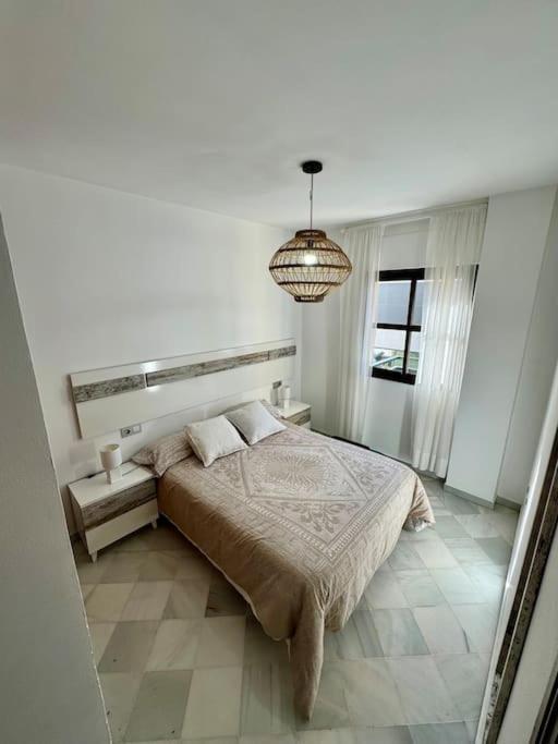 Piso Centrico Y Tranquilo Con Garaje Incluido Apartment Sanlucar de Barrameda Bagian luar foto